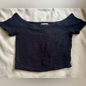 Bobbles & Lace/Illa Illa off the shoulders crop top